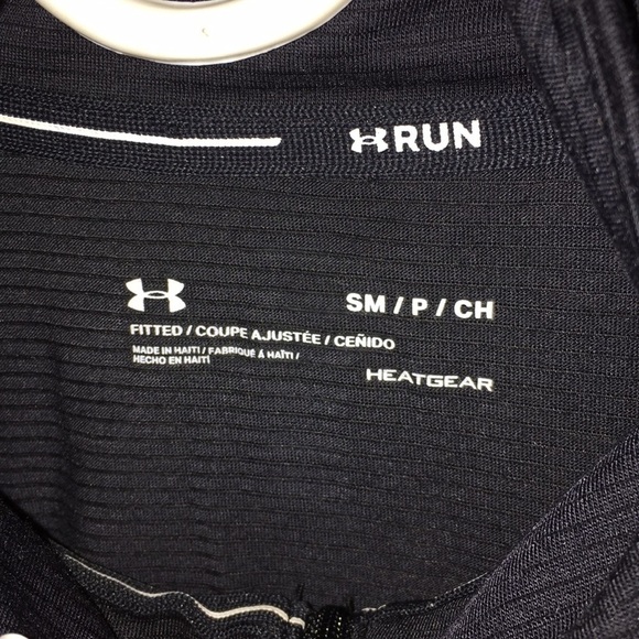 Under Armour running quarter zip size small under armor workout top gym wear​​​ - Picture 5 of 7
